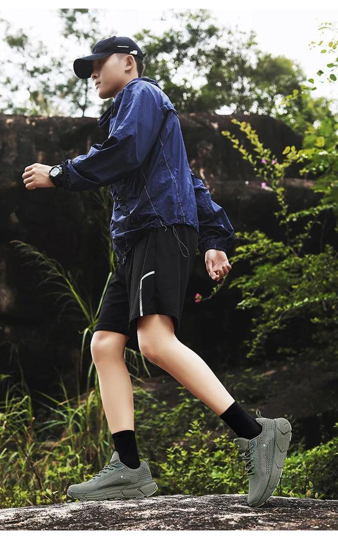动鞋推荐!性价比绝了户外通勤两不误!踢走班味放肆去野春夏户外宝藏情侣运(图2) 动鞋推荐!性价比绝了户外通勤两不误!踢走班味放肆去野春夏户外宝藏情侣运(图2)